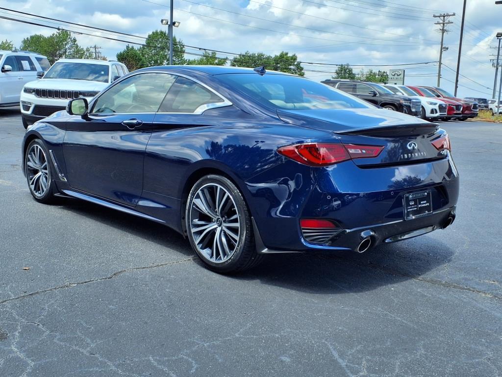 2022 Infiniti Q60 Luxe photo 19