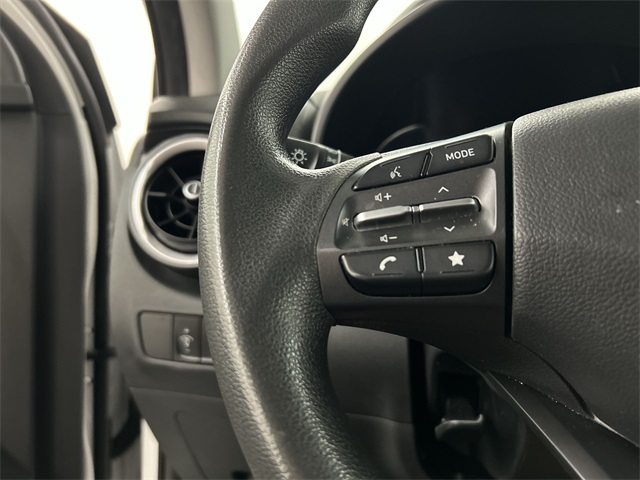 2023 Hyundai Kona SE photo 10
