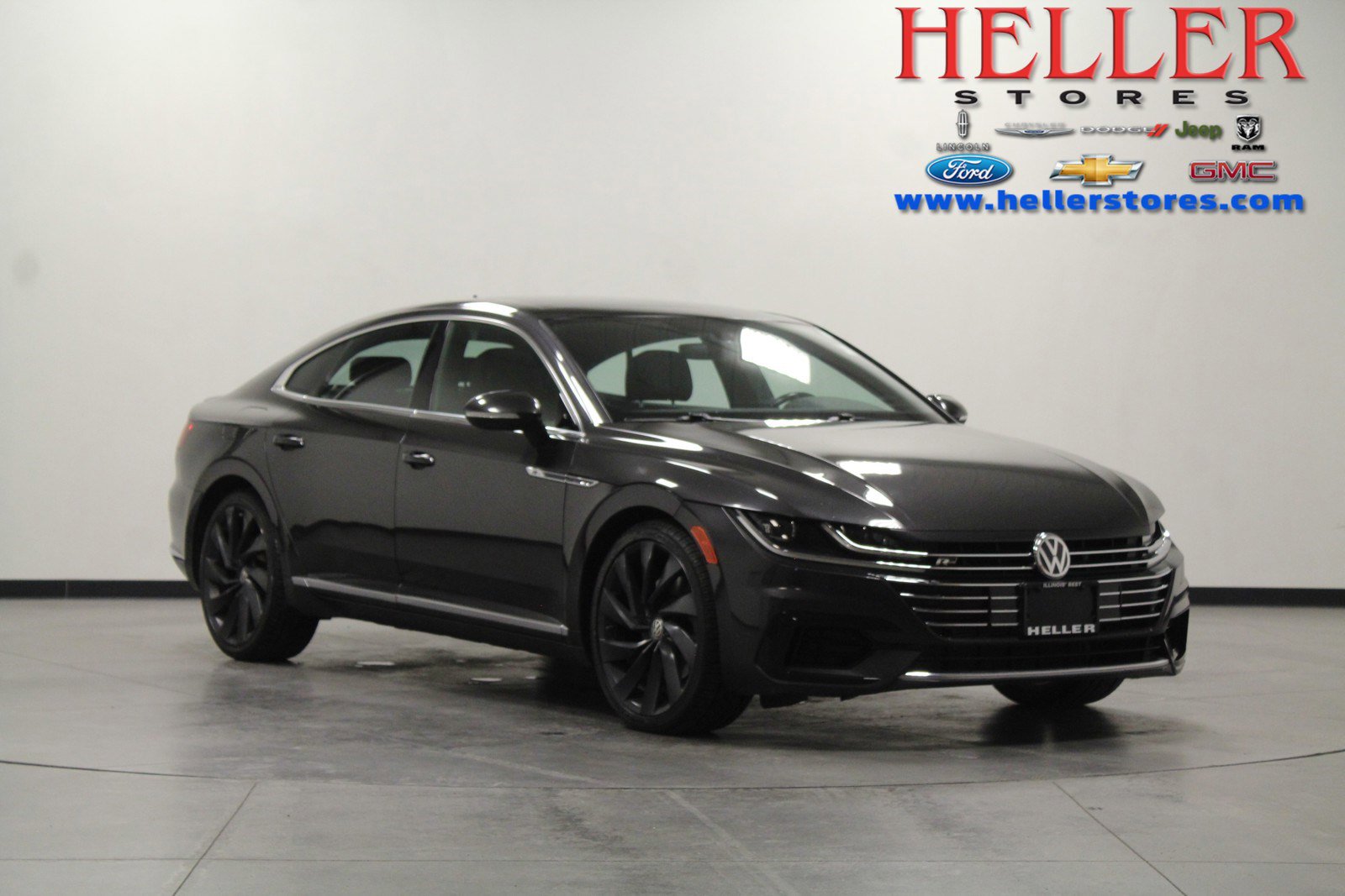 Used 2020 Gray Metallic Volkswagen 2.0T SEL R-Line image 1