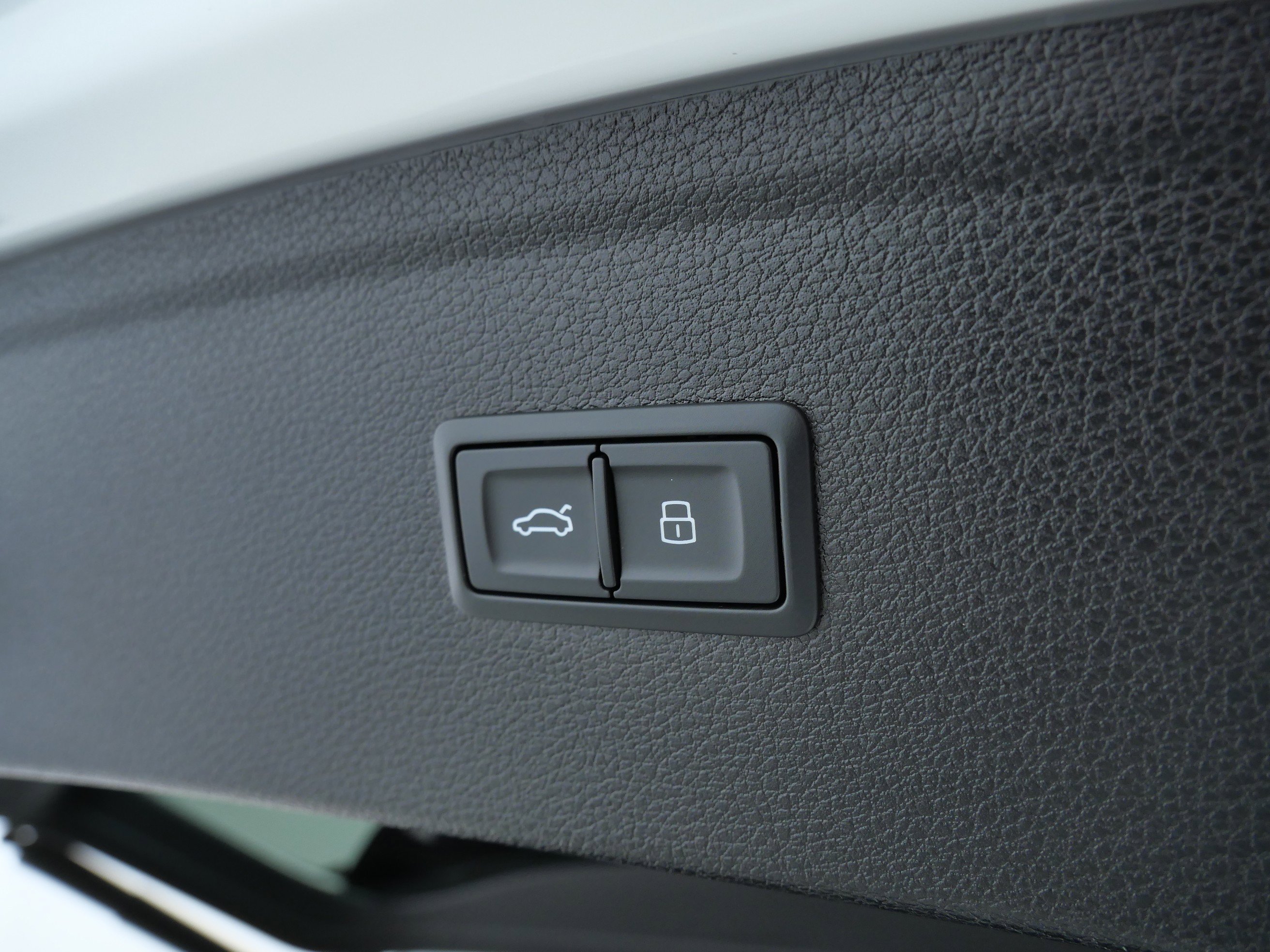 2023 Audi Q5 S line Premium Plus photo 6