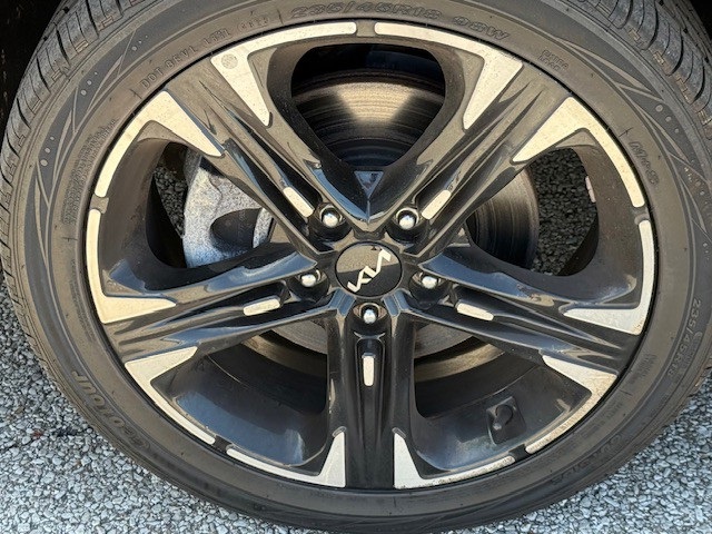 2023 Kia K5 GT-Line photo 11