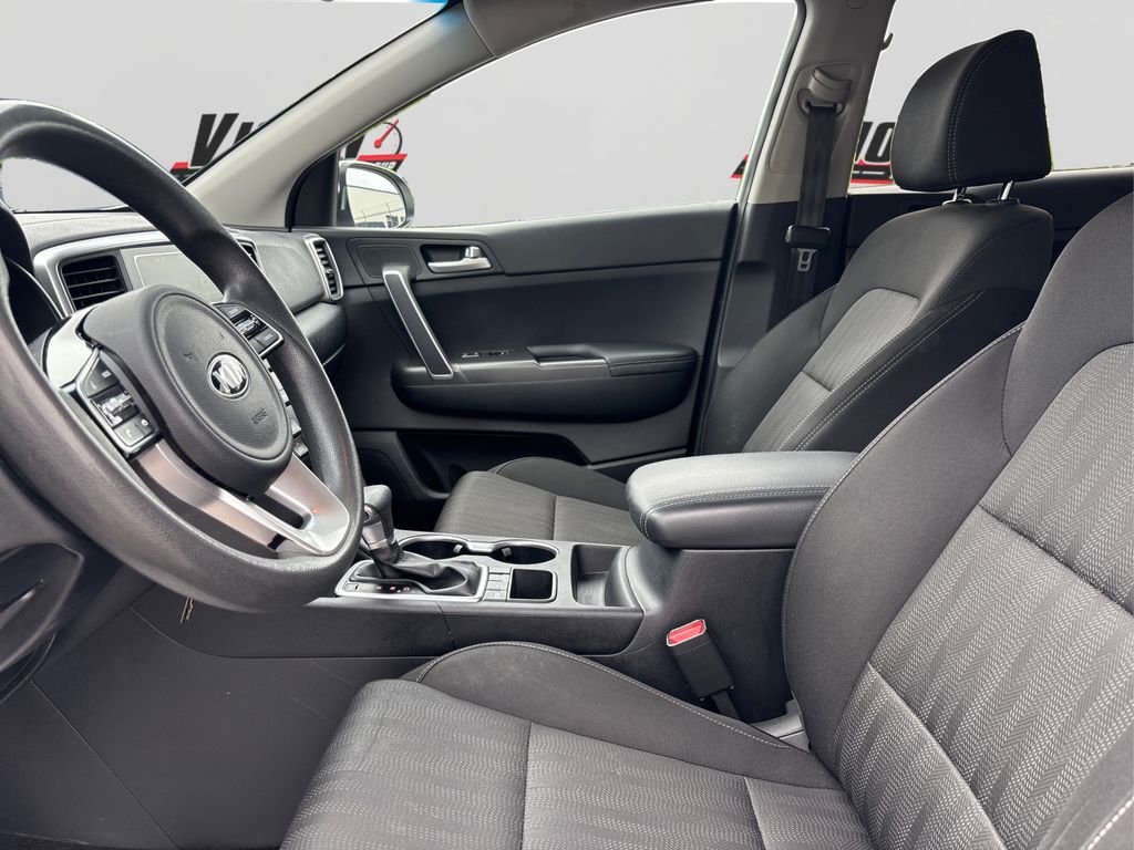 2020 Kia Sportage LX photo 9