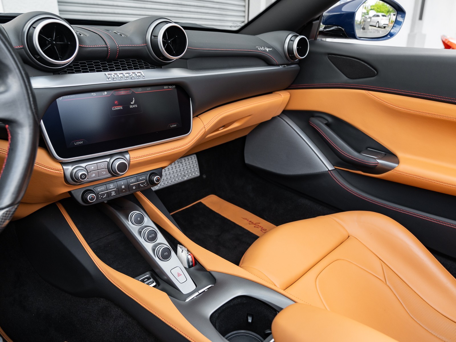 2019 Ferrari Portofino photo 21
