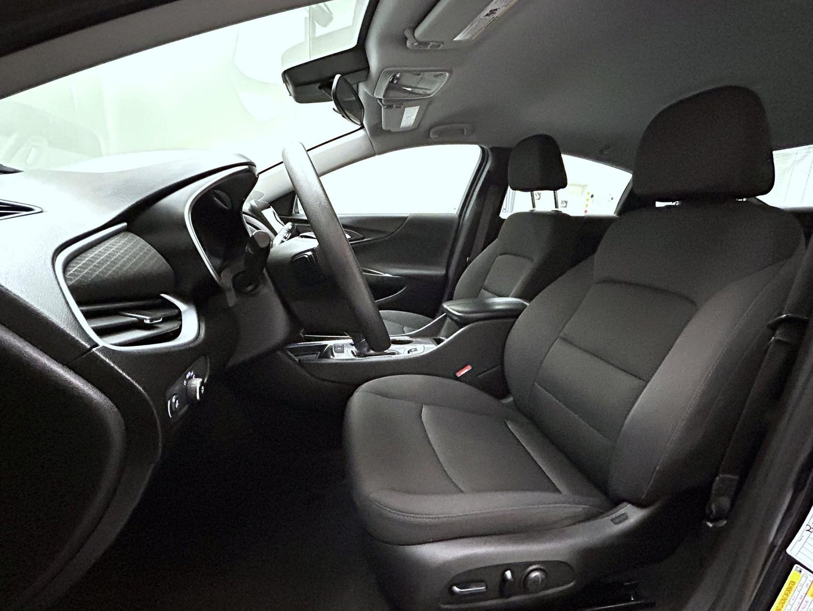 2023 Chevrolet Malibu 1LT photo 10