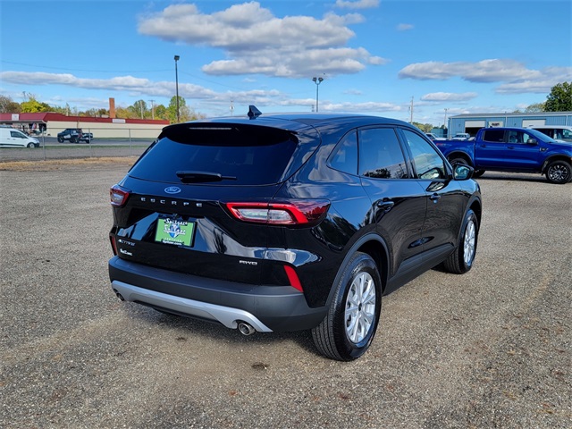 2026 Ford Escape Active photo 4