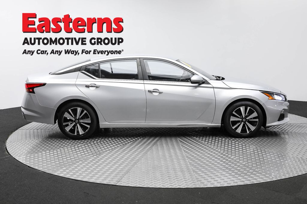 2022 Nissan Altima 2.5 SV photo 4