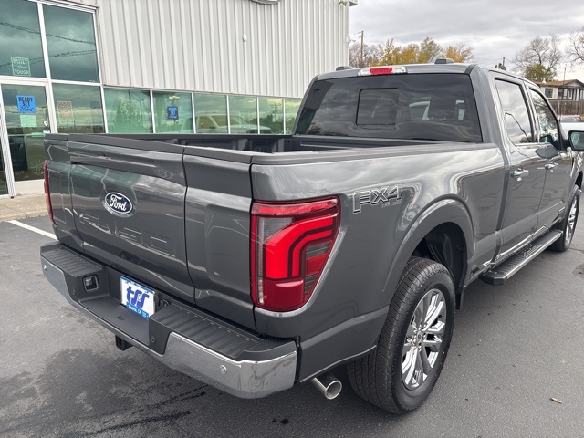 2025 Ford F-150 Lariat photo 3