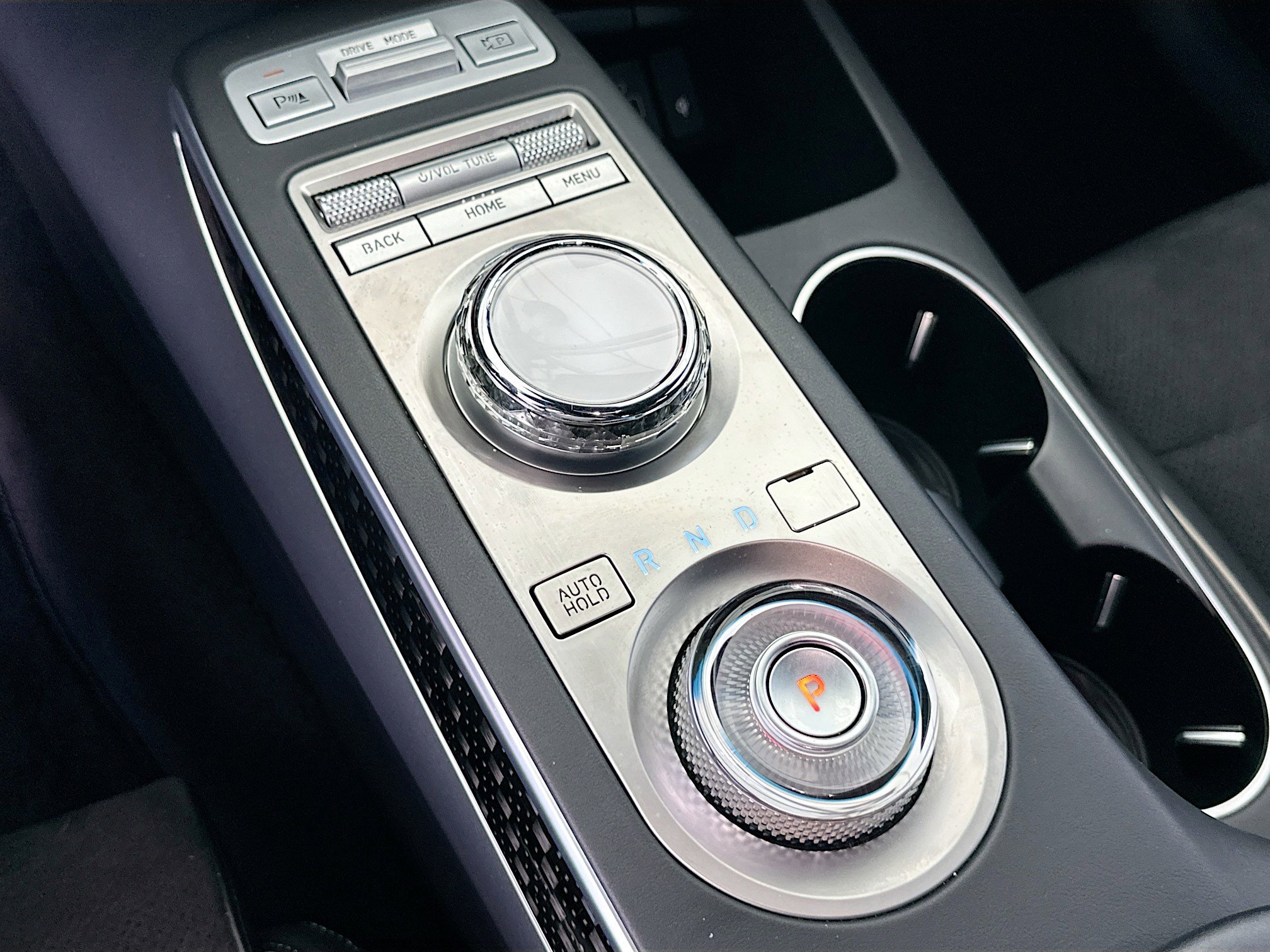 2022 Genesis GV70 3.5T Sport photo 17