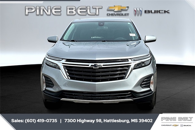 2023 Chevrolet Equinox LT photo 3