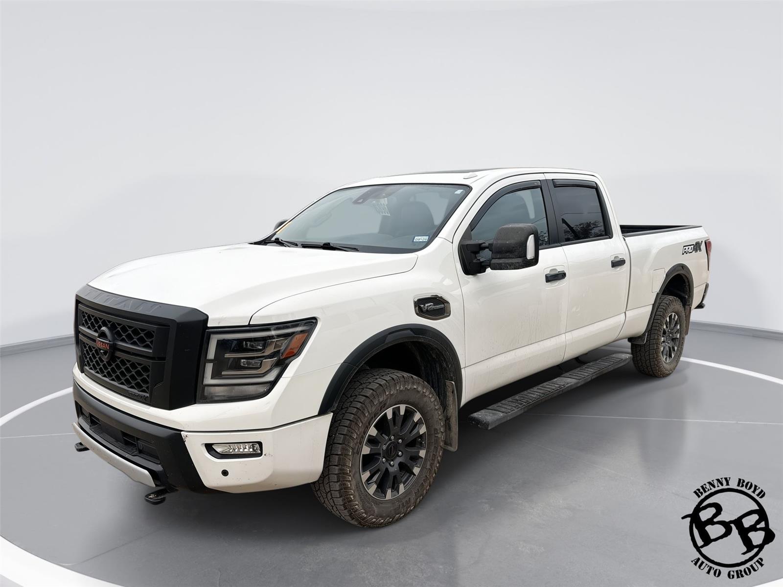 2021 Nissan Titan XD Pro-4X's photo
