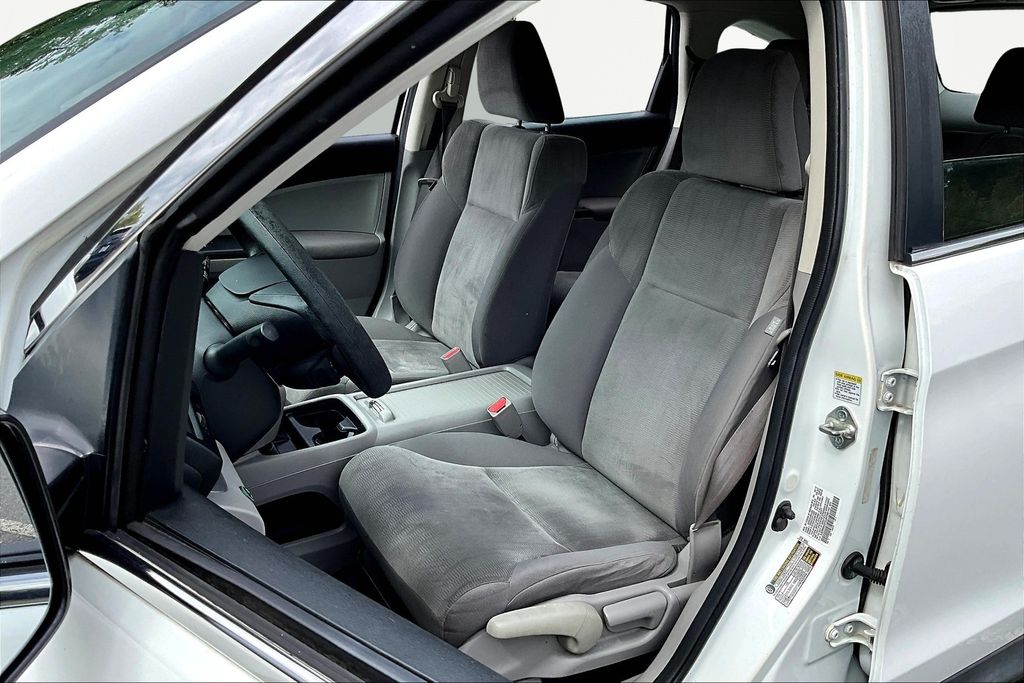 2012 Honda CR-V LX photo 14
