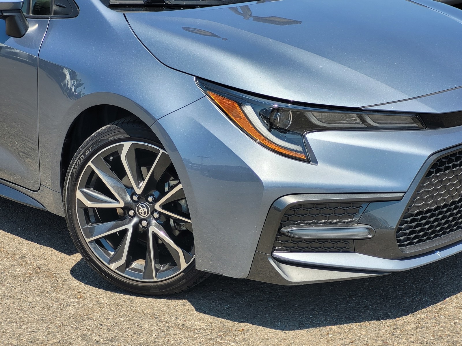 2022 Toyota Corolla SE photo 9
