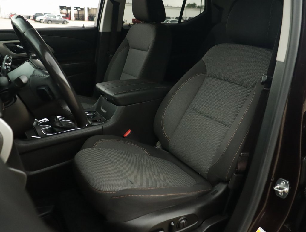 2021 Chevrolet Traverse Cloth photo 22