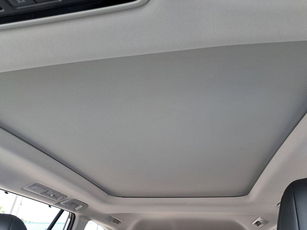 2024 Toyota Grand Highlander XLE photo 20