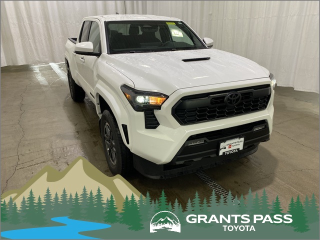 2026 Toyota Tacoma TRD Sport's photo