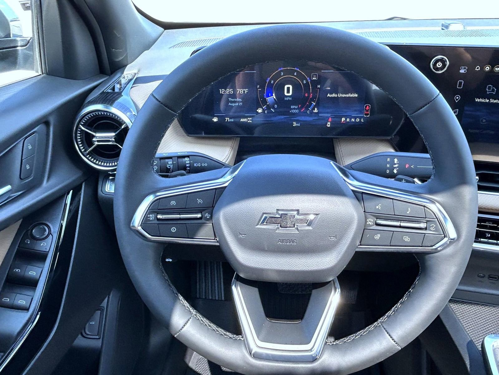 2026 Chevrolet Equinox ACTIV photo 9