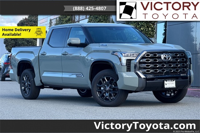 2026 Toyota Tundra Platinum's photo