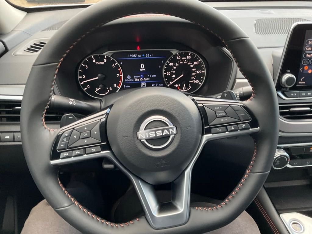 2025 Nissan Altima 2.5 SR photo 18