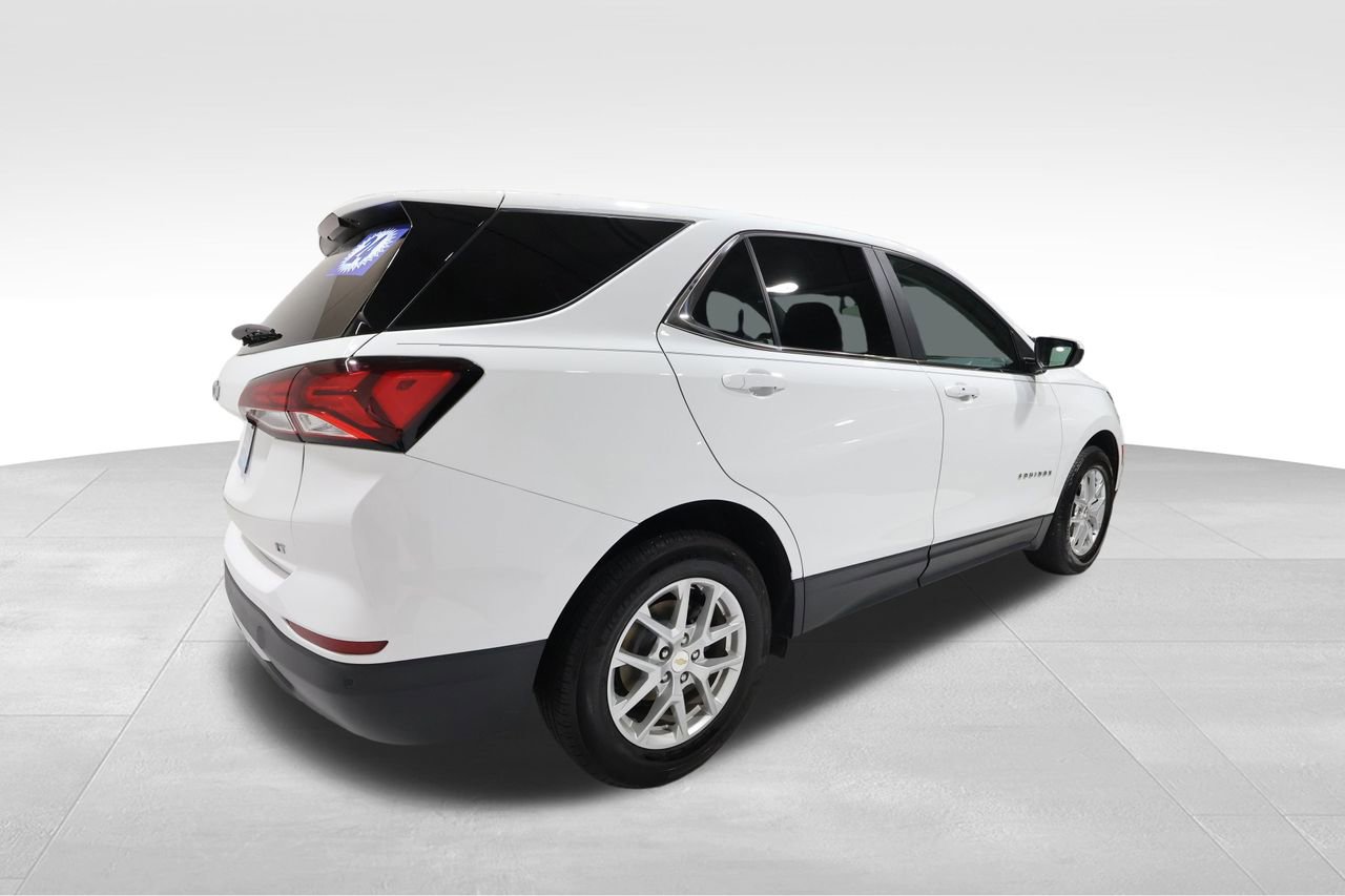 2024 Chevrolet Equinox LT photo 4