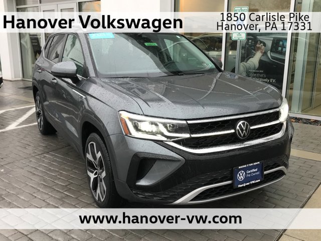 2023 Volkswagen Taos SEL's photo