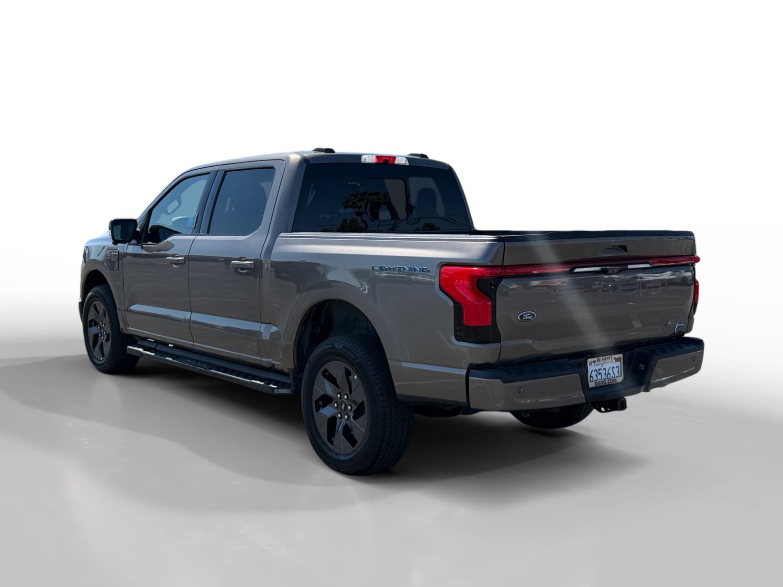 2022 Ford F-150 Lightning photo 3