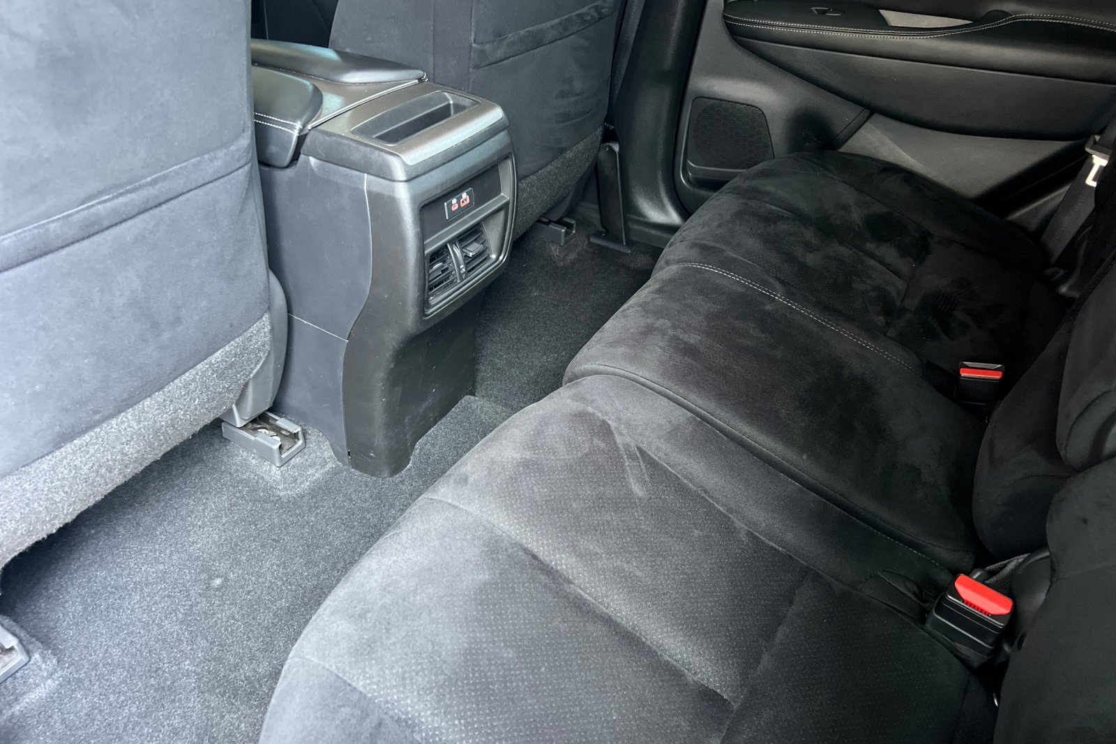 2020 Nissan Murano S photo 11