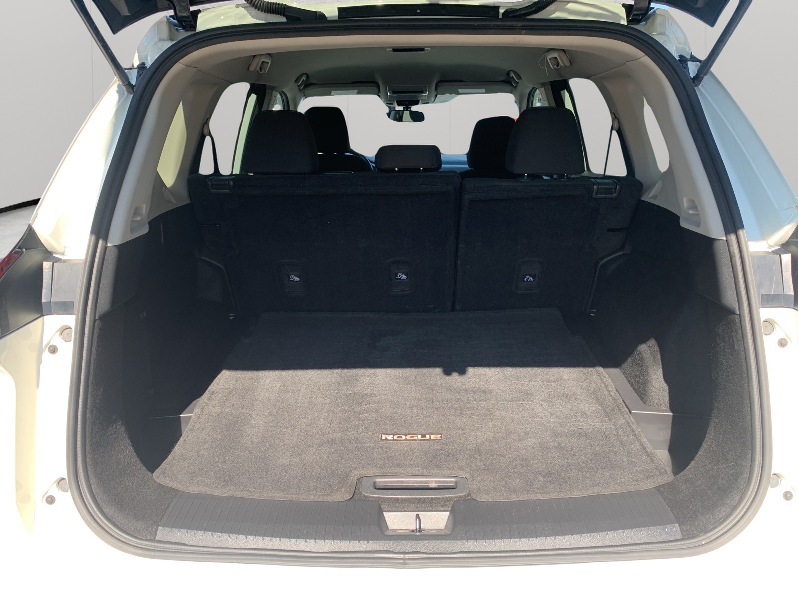 2024 Nissan Rogue S photo 29