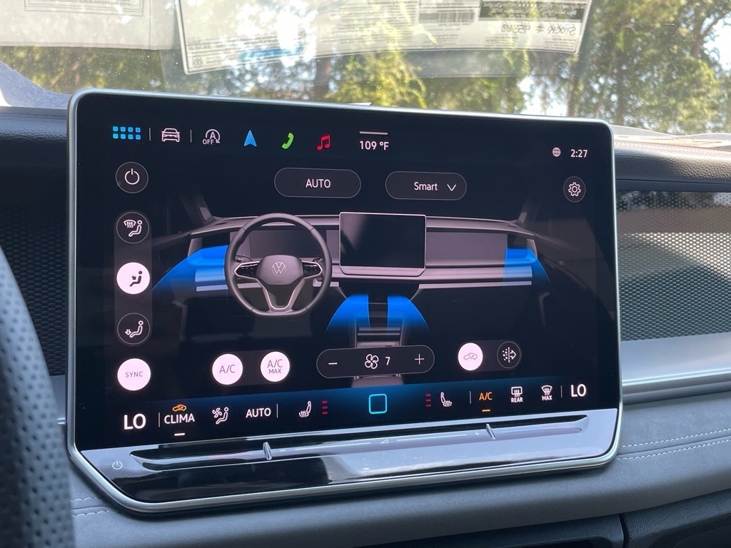 2025 Volkswagen Tiguan SE R-Line Black photo 9