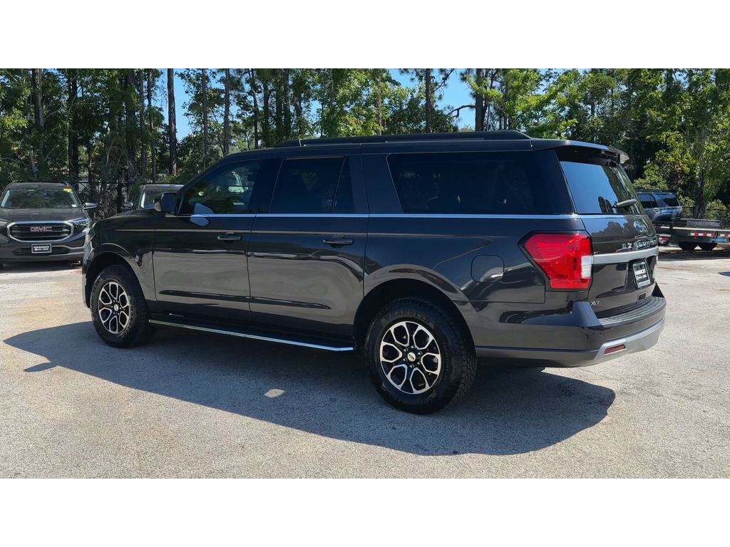 2022 Ford Expedition XLT MAX photo 5