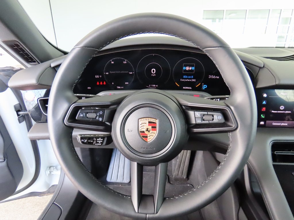 2023 Porsche Taycan photo 36