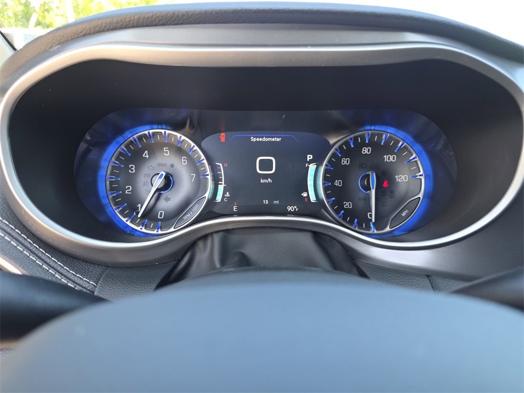 2025 Chrysler Pacifica photo 20