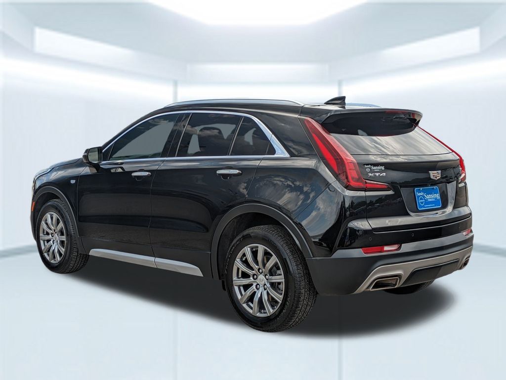 2021 Cadillac XT4 Premium Luxury photo 2