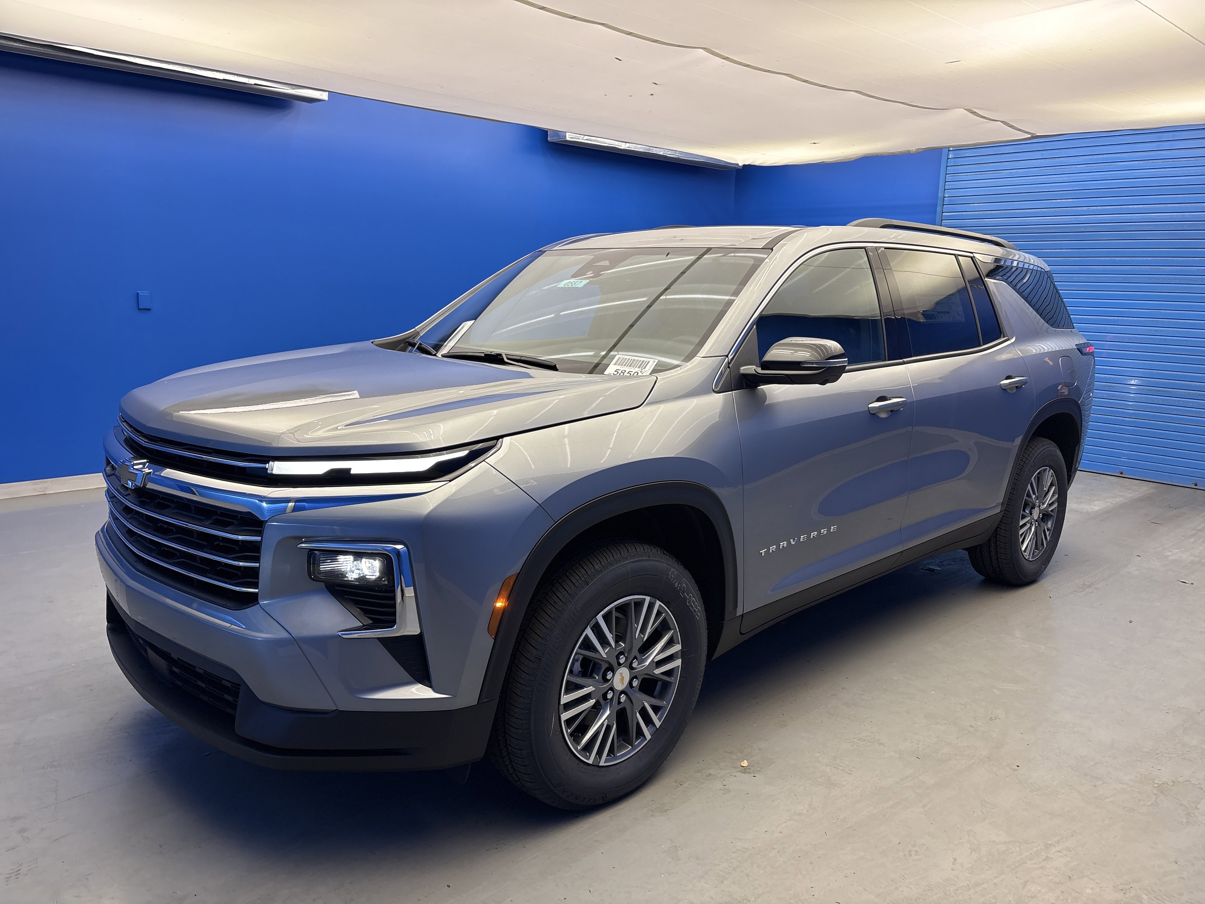 2026 Chevrolet Traverse photo 3