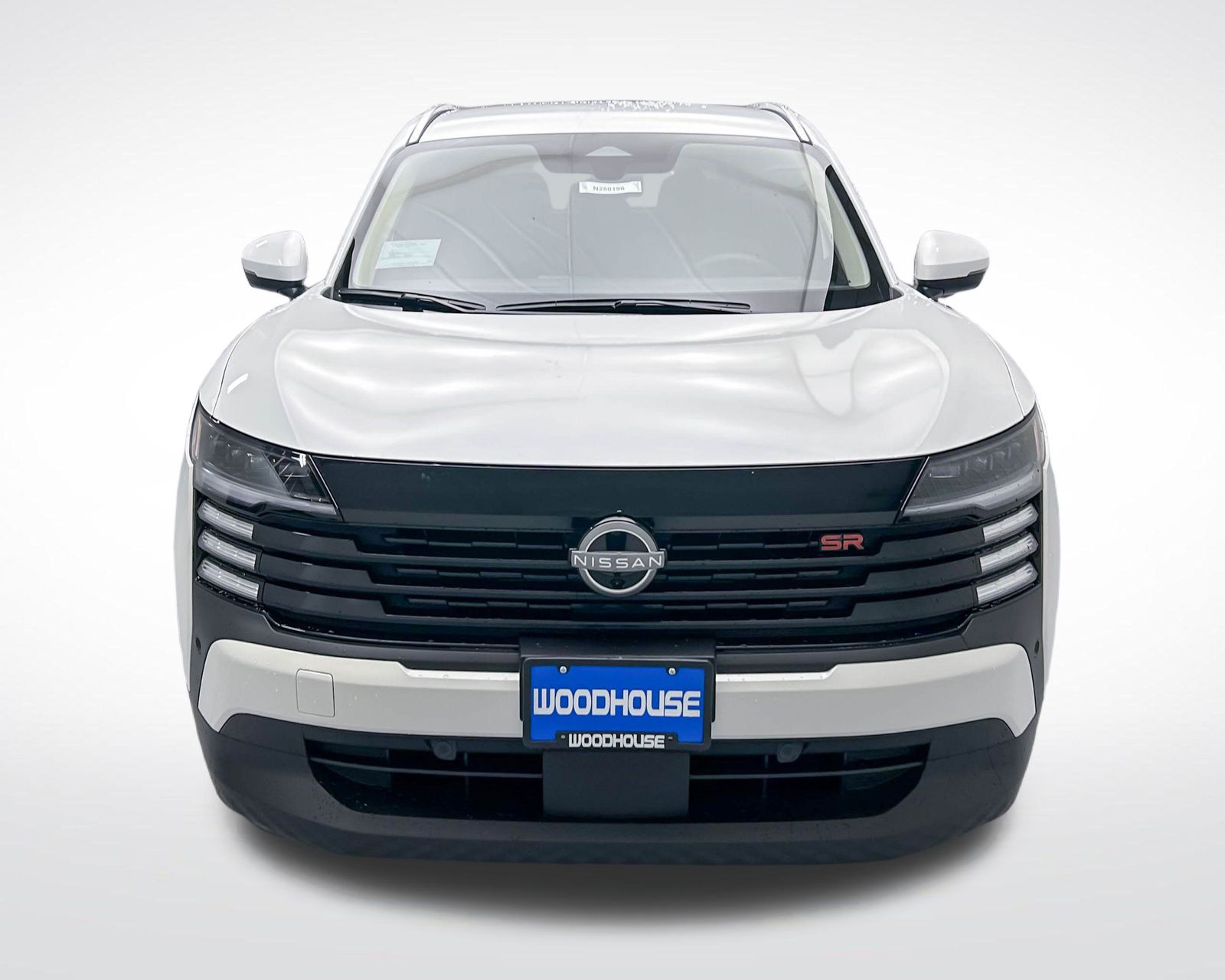 2025 Nissan Kicks SR photo 2