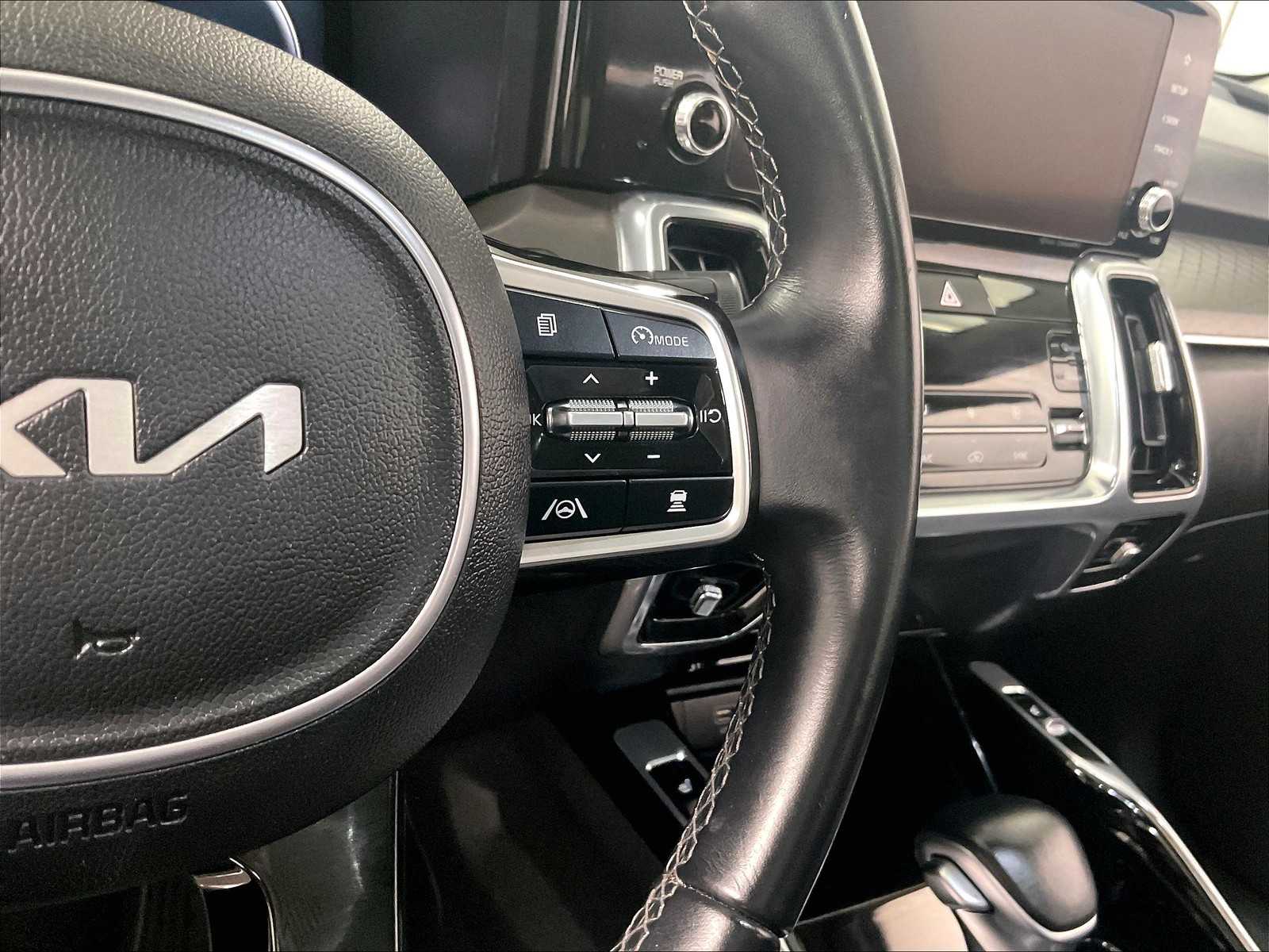2023 Kia Sorento SX photo 24