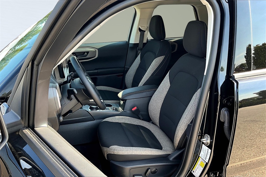 2025 Ford Bronco Sport Big Bend photo 14