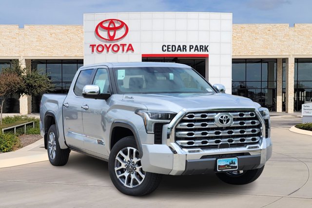 2025 Toyota Tundra Platinum CrewMax photo 3