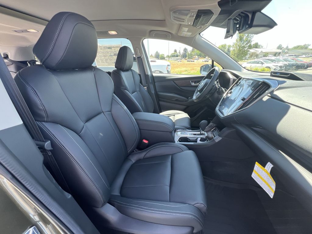 2025 Subaru Ascent Touring photo 27