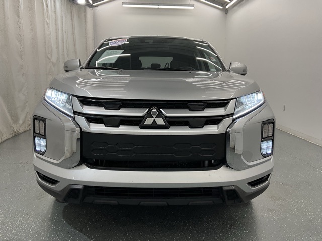 2024 Mitsubishi Outlander Sport SE photo 3