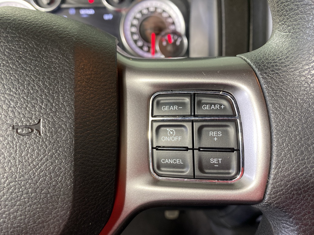 2021 Ram 1500 Classic Warlock photo 8