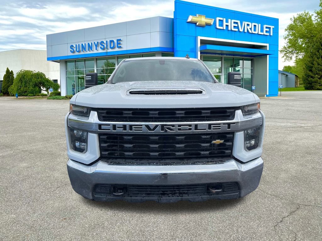 2023 Chevrolet Silverado 2500HD LT photo 2