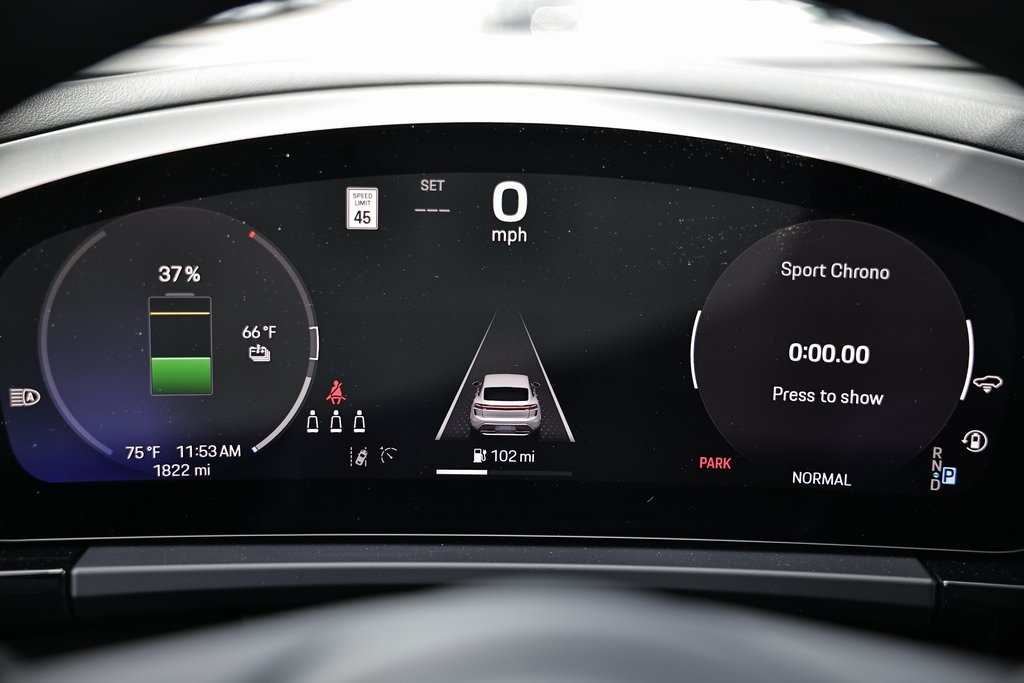 2024 Porsche Macan Electric 4 photo 30