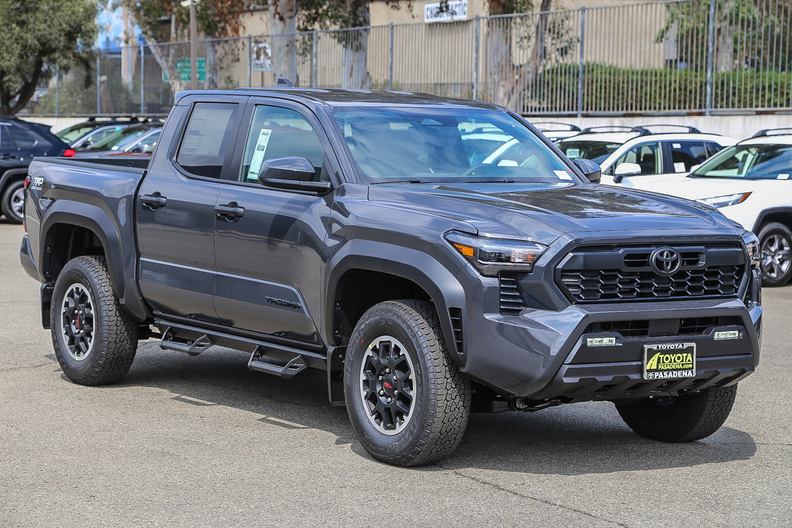 2025 Toyota Tacoma TRD Off-Road 4x4 Double Cab photo 3