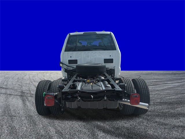 2026 Ford F-350 photo 5