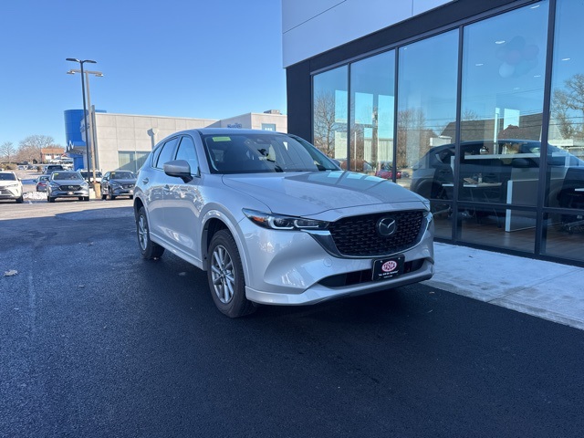 2025 Mazda CX-5 S Select Package's photo