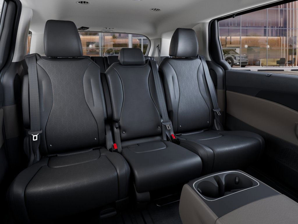 2026 Kia Carnival EX photo 16