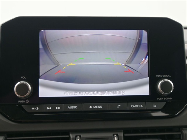 2025 Nissan Pathfinder S photo 29