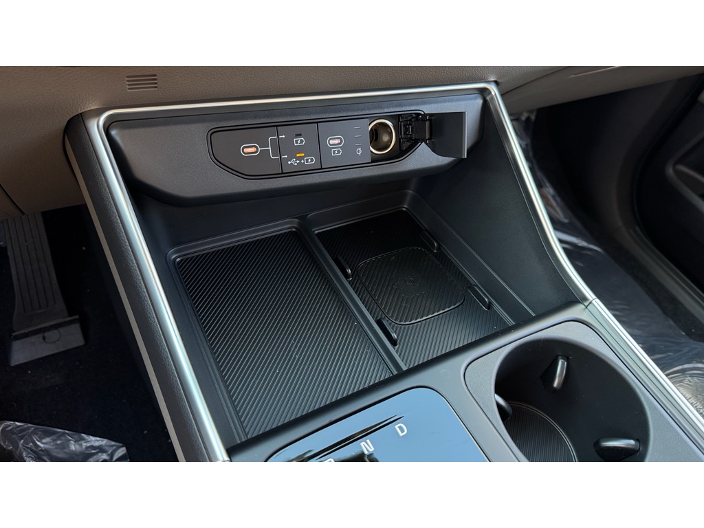 2026 Kia Carnival EX photo 17