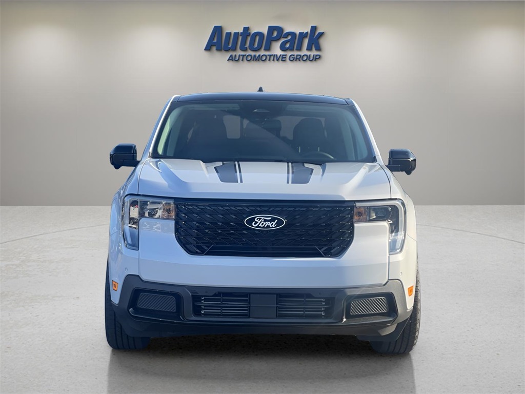 2025 Ford Maverick Lariat photo 3