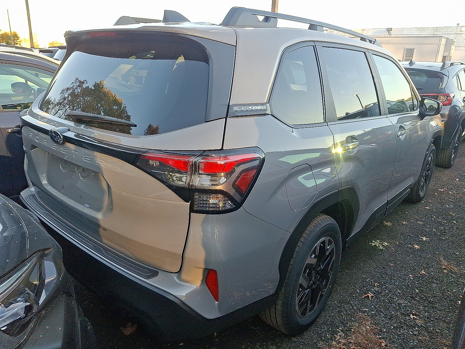 2025 Subaru Forester Premium photo 2